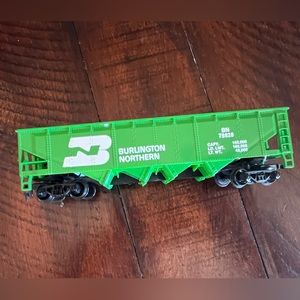 Tyco Burlington Northern Toy Railroad car 344G Hopper Kibri Ho compatible